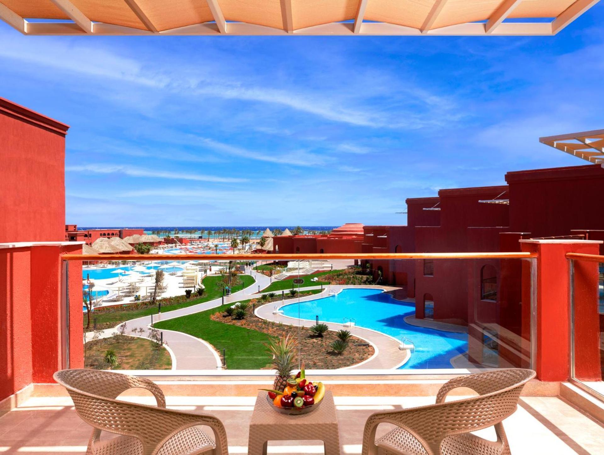 Pickalbatros Laguna Vista Aqua Park Sharm el Sheikh Esterno foto The view from the balcony of a room at the resort